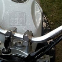 佛冈47800代友出售春风650和GW250。