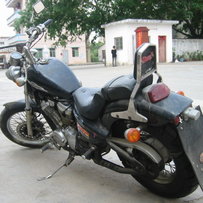 本田铁马400CC一台