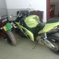 出03年CBR954,06年欧版川崎Z750s