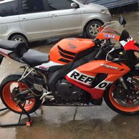 江西赣州转让06CBR1000和12R6