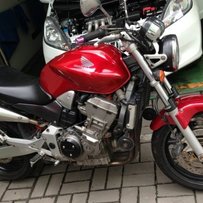 广东 珠海 香洲区 出售 03美版带自检靓本田大黄蜂919CC街车