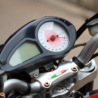 意大利 MV Agusta Brutale 910R