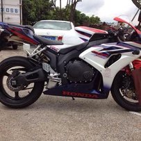 中山代友出一手水06年底CBR1000，39500接小刀