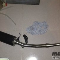 出售骊驰250改装排气一条，可前后段分开卖。