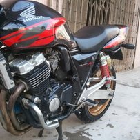 出售非常精神95CB400 14300接小刀 接受换P4