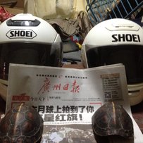 代友售自家用的SHOEI二只.