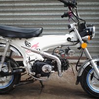 特价打包出国产长颈鹿和进口雅马哈SR125半尸两台车一起打包3000块！绝不讲价~~~