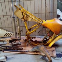 SUZUKI RM80专业越野车架一副