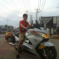 亲，车车已经被无情的车友给牵走了······