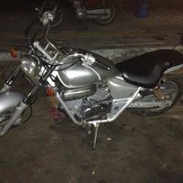 代友精神出部本田马格纳250