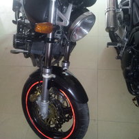 代友出售00年CB400 T-1彩票以补上