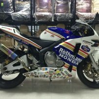 广东茂名打包出04年CBR600+11年杜卡迪659+97年铃木英祖玛400