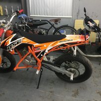 出波速尔特技版歼2