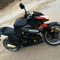 广西岑溪市出10年 川崎Z1000.芯片防盗........69000元
