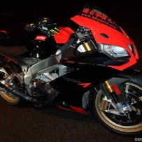 佛山出售aprilia RSV4 。。厂版