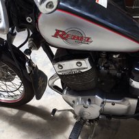 广东省陆丰市碣石镇出原水本田CA250封闭公主一部