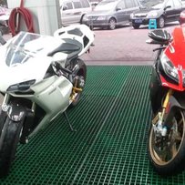 ***出两台欧洲公升超跑，二十六万六***