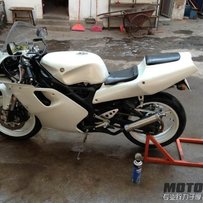 南雄出售雅马哈3XV250自刀1000求秒