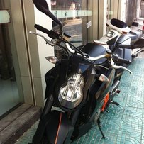 求秒08年KTM 990 R版