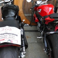 广州增城14年哈雷肌肉、15年宝马S100R原装到没一颗螺丝。