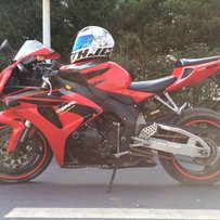 cbr1000rr－转让（诚信买可接小刀）