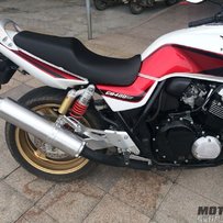 07CB400,JS刚下来不到一个月，全车正常，冷热一车，迷上趴赛，可换小R！欢迎看车!!...