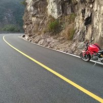 35000亏卖精神09杜卡迪M1100  求秒价来！