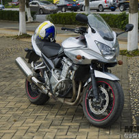 出售09极品匪王1250ABS高配版与03KTM640或换车