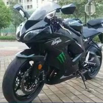 出售美国一手直拍回来的纯**，2010年川崎ZX10R，车况杠杠的看上私聊