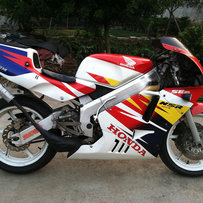 车己出售, 出台精神NSR250c 干离P3