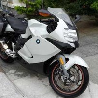 出售，宝马箱包支架6000元，K1300S,K1200S的支架