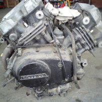 肇庆广宁出售两台双缸250发动机,价3000元.