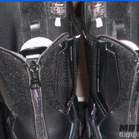 dainese 意产 赛车靴.  几乎是全新。。 41码