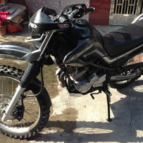 出售一台06年小鹿，机头精神？原版原漆，有意思的电联。。。1万7可接小刀