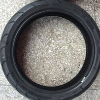 出售马鲁申头盔和180.120轮胎