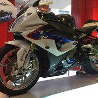广州新塘代友出2010  BMW  S1000RR