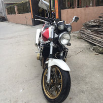 本田05年电喷CB1300一台