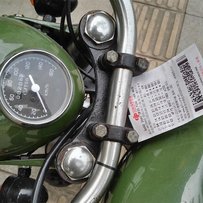 代友发贴出个性复古改装幸福250两冲摩托车一台