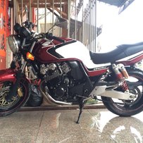 04二代cb400，芯片钥匙，氙气大灯，改三代尾巴，前后轮胎新新，过手一分钱也不用投...