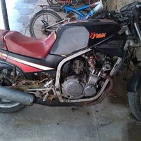 广东鹤山出售铃木GF250复古街车一台及NSR250拆车件