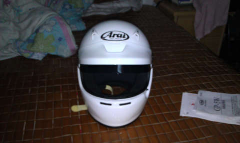 ARAI 9.9新 06年进口头盔