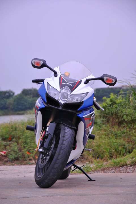 GSX R600 K8
