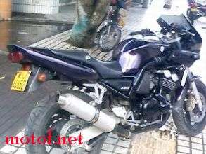 YAMAHA FZ400