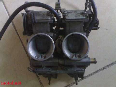 川奇400铁牌和行驶证~600元~t仔提速器~130元~3仔化油器~250元~