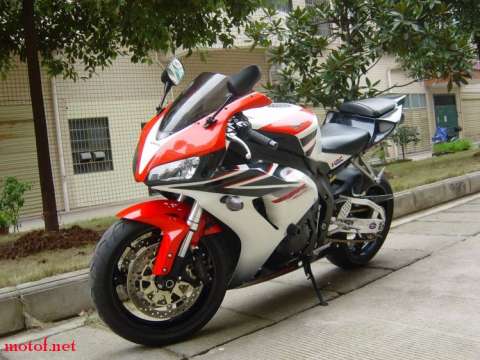 HONDA 2006 CBR 1000RR
