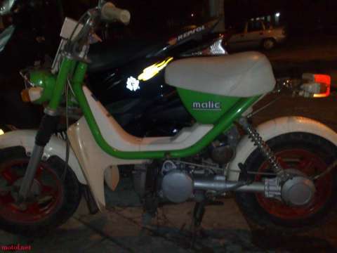 出售79年车车一台1500元