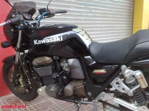 代友出售03川崎超精神ZRX1200R