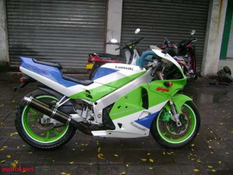 川崎ZXR250蝴蝶灯