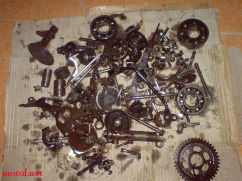 出兽一批NSR RGV等跑车配件