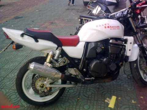 湛江18000出售精神真牌真档ZRX1100(已经解码)